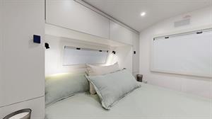 557840 image